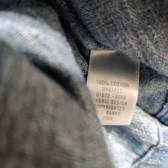 C.J. Banks 2X Plus Size Vintage 2004 Penguin Embroidered Denim Christmas Shirt - Picture 8 of 12